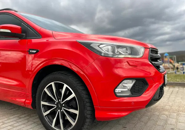 ford pomorskie Ford Kuga cena 70002 przebieg: 167538, rok produkcji 2017 z Lębork